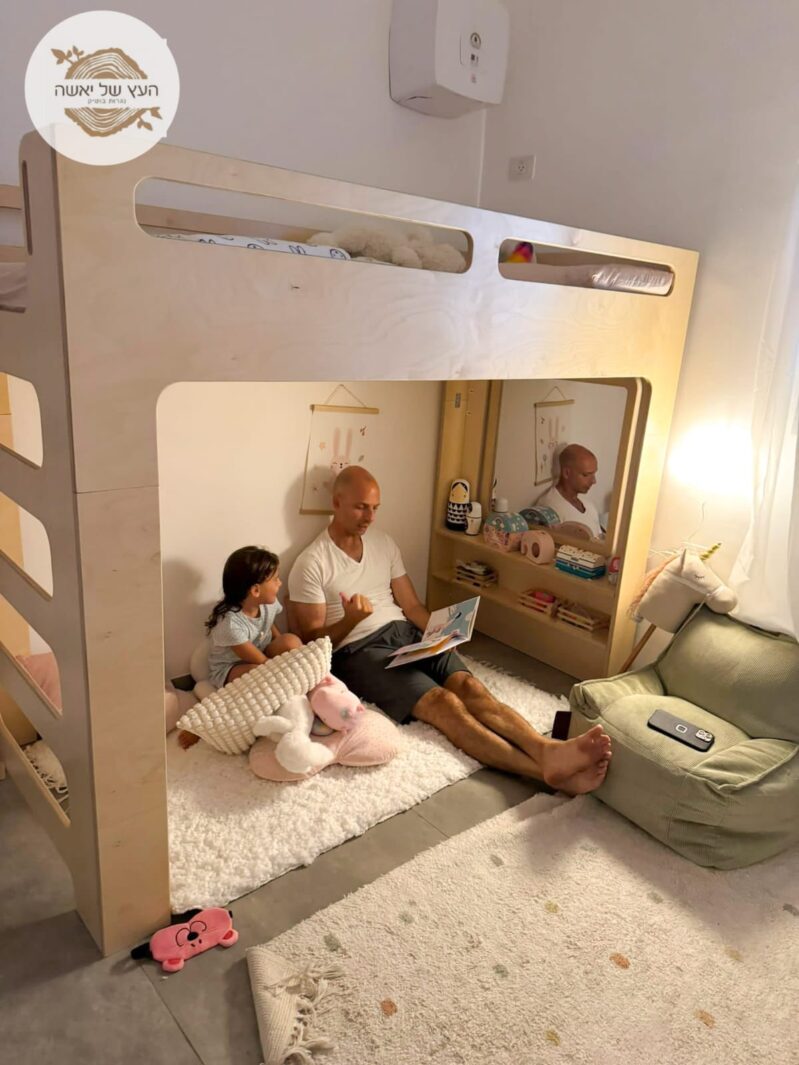 מיטת גלריה מיטת גלריה