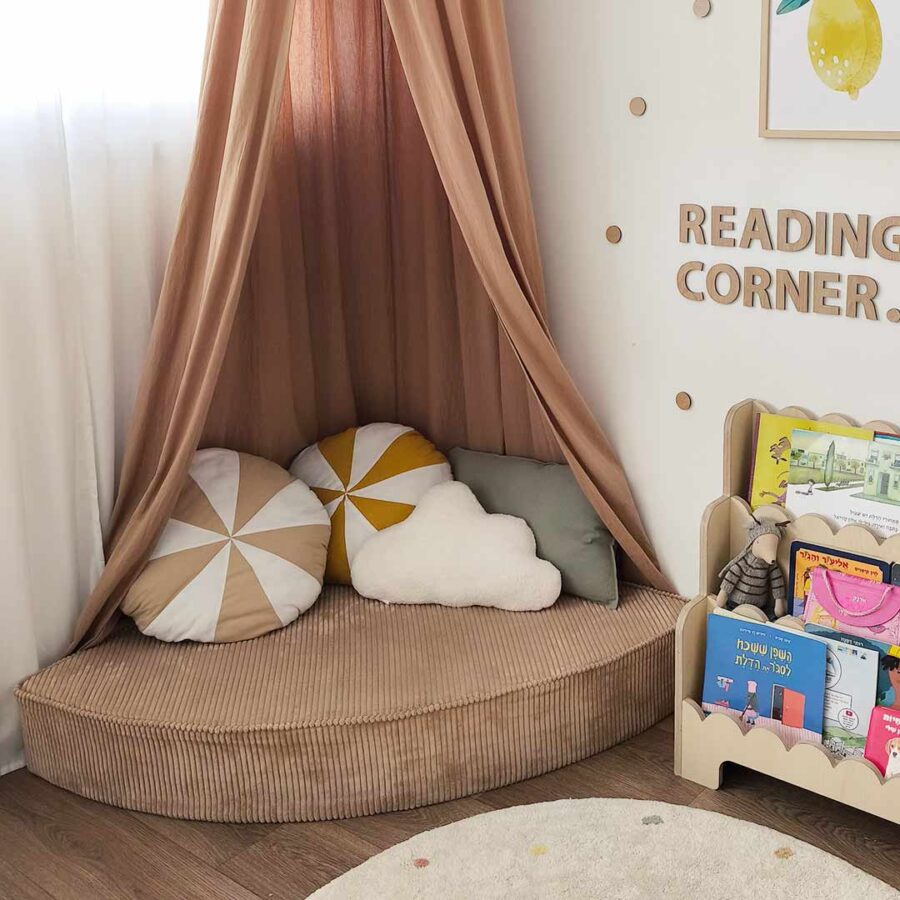 Cornercouch Ponponi03 Brown.jpg