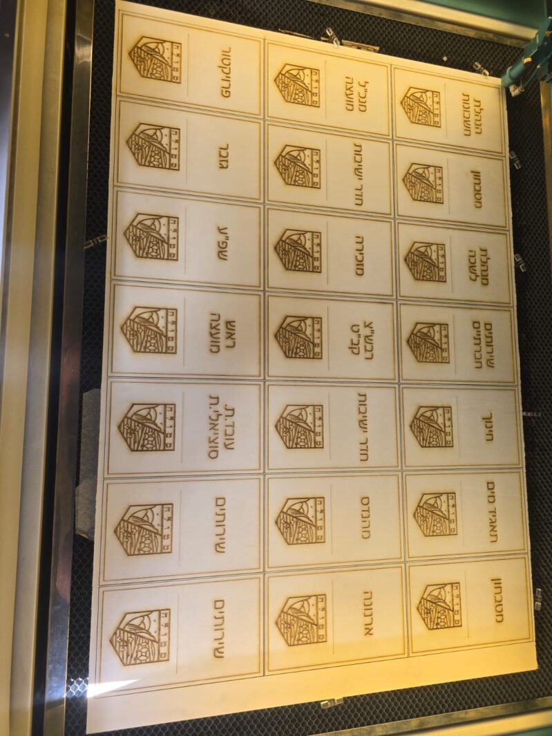 שילוט לעסקים