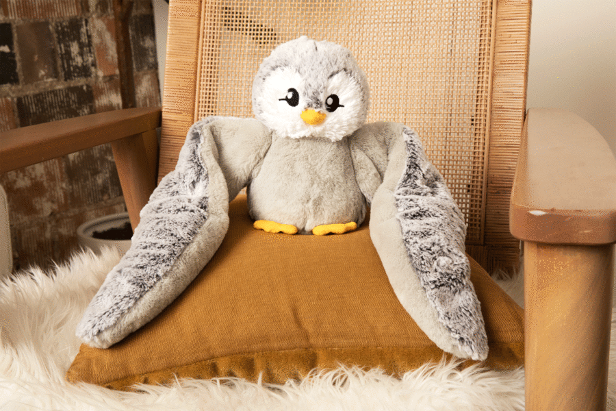 Gif Penguin Hugging