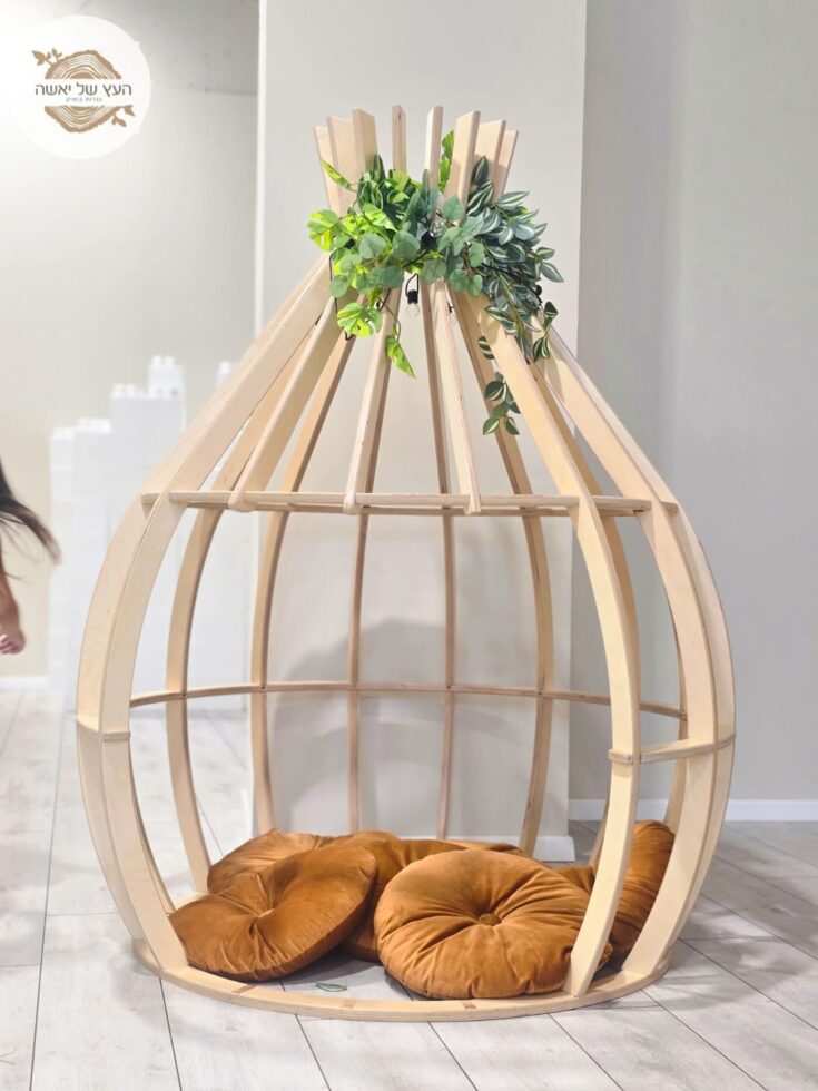 חופת עץ לילדים