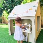 בית משחקים ודוכן מכירות