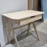 מיני מכתבה העץ של יאשה